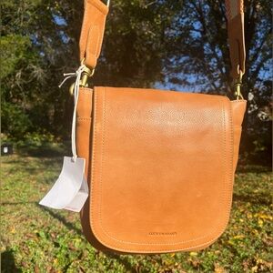 Lucky Brand Rori Genuine Leather Crossbag in Cognac Tan
